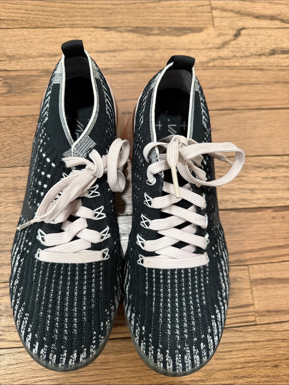 Nike Women's Vapormax Black and Pink Size 8